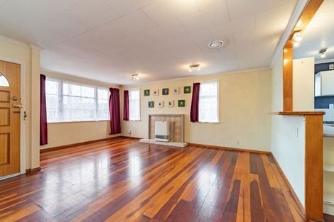 Photo of property in 8 Cole Grove, Wallaceville, Upper Hutt, 5018