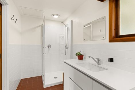 Photo of property in 10 Guthrie Road, Havelock North, 4130
