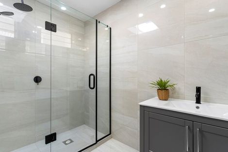 Photo of property in 2/8 Wilbur Place, Pakuranga Heights, Auckland, 2010