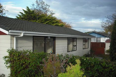 Photo of property in 9 Adams Place, Kelvin Grove, Palmerston North, 4414