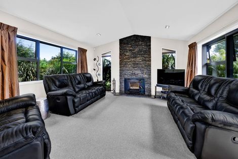 Photo of property in 271 Henwood Road, Paraite, New Plymouth, 4372
