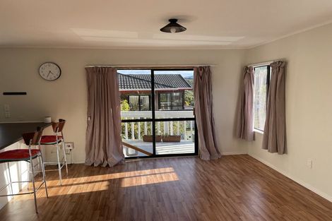 Photo of property in 8a Parsons Glen, Karori, Wellington, 6012
