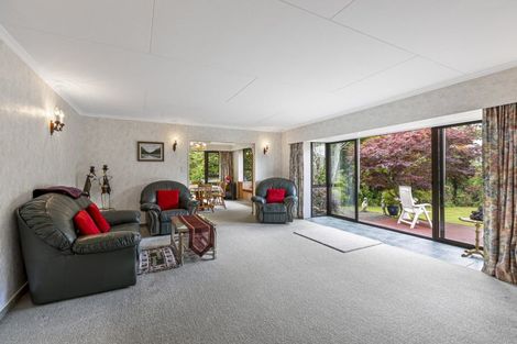 Photo of property in 14 Tainui Terrace, Inglewood, 4330