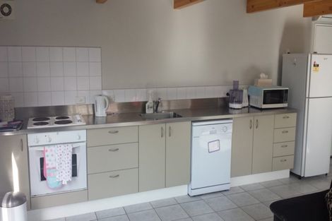 Photo of property in 75b Mandeville Street, Riccarton, Christchurch, 8011