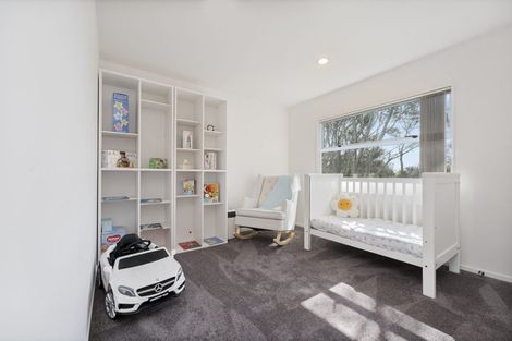 Photo of property in 1a Miro Street, New Lynn, Auckland, 0600