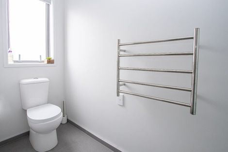 Photo of property in 1u2 Hibiscus Avenue, Hamilton Lake, Hamilton, 3204