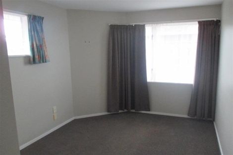Photo of property in 17b Division Street, Riccarton, Christchurch, 8041
