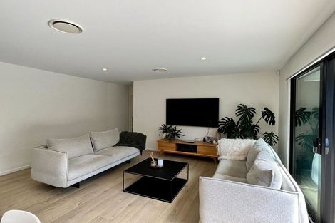 Photo of property in 7 Maraeariki Avenue, Orewa, 0931