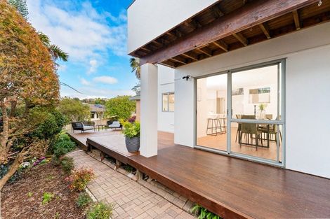 Photo of property in 29 Caversham Drive, Torbay, Auckland, 0630