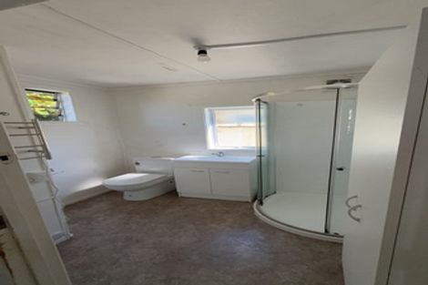 Photo of property in 12 Centreway Road, Orewa, 0931