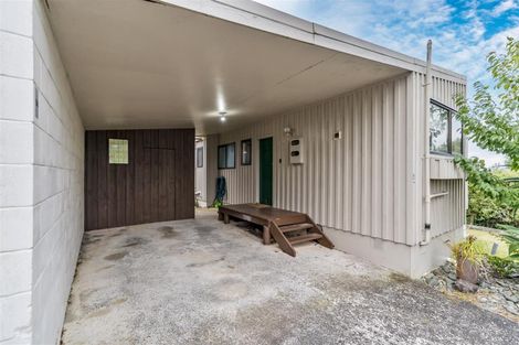 Photo of property in 1/48 Lemnos Place, Titirangi, Auckland, 0604