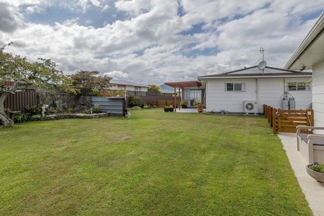 Photo of property in 3 Rimu Street, Levin, 5510