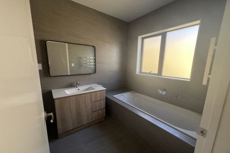 Photo of property in 44 Ta Moko Drive, Gulf Harbour, 0930
