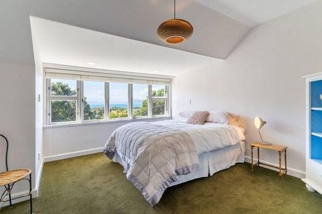 Photo of property in 6 Burnham Street, Seatoun, Wellington, 6022