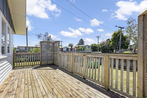 Photo of property in 2 Mabian Crescent, Deanwell, Hamilton, 3206