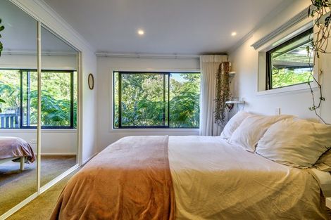 Photo of property in 33 Resthill Crescent, Glenview, Hamilton, 3206