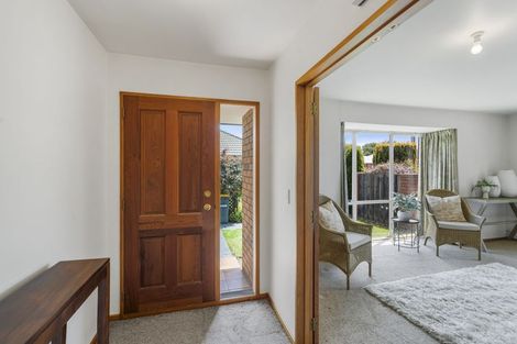 Photo of property in 9 Wittys Road, Avonhead, Christchurch, 8042