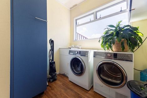 Photo of property in 12b Kohutuhutu Road, Raumati Beach, Paraparaumu, 5032
