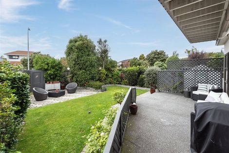 Photo of property in 25 Celia Street, Redcliffs, Christchurch, 8081