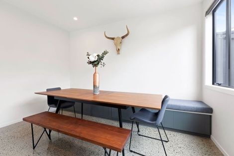 Photo of property in 70b Colwill Road, Massey, Auckland, 0614