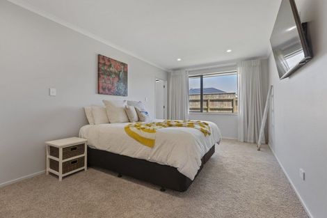 Photo of property in 10 Kararaina Close, Whalers Gate, New Plymouth, 4310