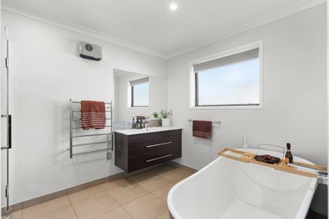 Photo of property in 9 Woodlaw Crescent, Prebbleton, 7604