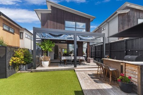 Photo of property in 11 Oioi Road, Hobsonville, Auckland, 0616