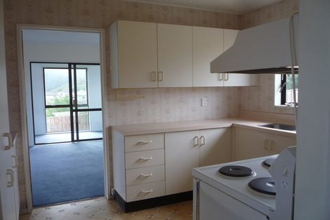 Photo of property in 73 Frobisher Street, Island Bay, Wellington, 6023