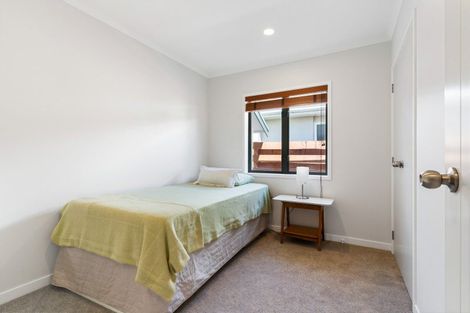 Photo of property in 201 Ocean Road, Whangamata, 3620