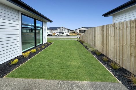 Photo of property in 9 Mackinnon Street, Marshland, 8083