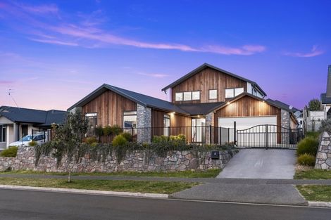 Photo of property in 8 Glenpark Crescent, Bethlehem, Tauranga, 3110