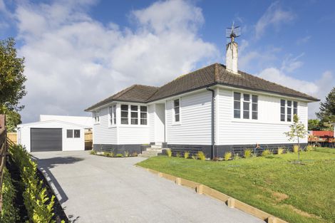 Photo of property in 2 Avon Terrace, Roslyn, Palmerston North, 4414