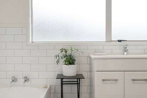 Photo of property in 14a Taylor Terrace, St Andrews, Hamilton, 3200