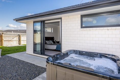 Photo of property in 13 Kilsby Place, Levin, 5510