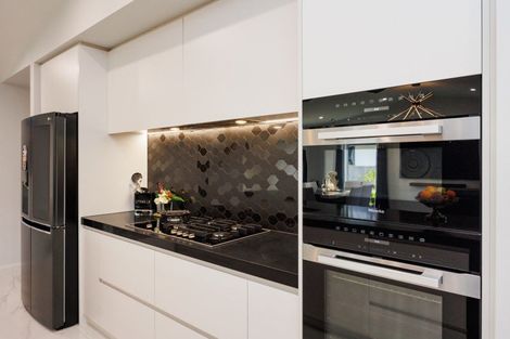 Photo of property in 9 Ivy Lane, Kelvin Grove, Palmerston North, 4414