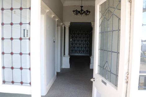 Photo of property in 8 Allandale Road, Saint Clair, Dunedin, 9012