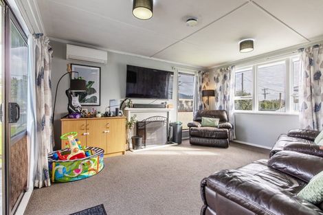 Photo of property in 46 Bibby Street, Waipawa, 4210