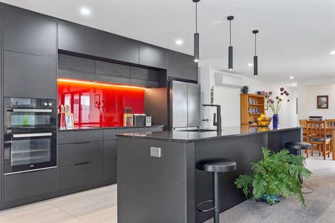 Photo of property in 17 Goldie Drive, Rangiora, 7400