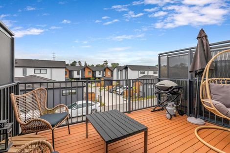 Photo of property in 6 Parenga Lane, Kumeu, 0810