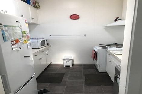 Photo of property in 4/124 Campbell Street, Karori, Wellington, 6012