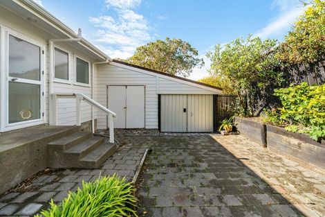 Photo of property in 8 James Cook Drive, Whitby, Porirua, 5024