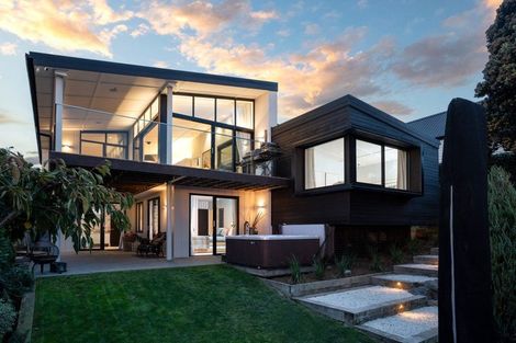 Photo of property in 287 Cannon Hill Crescent, Mount Pleasant, Christchurch, 8081