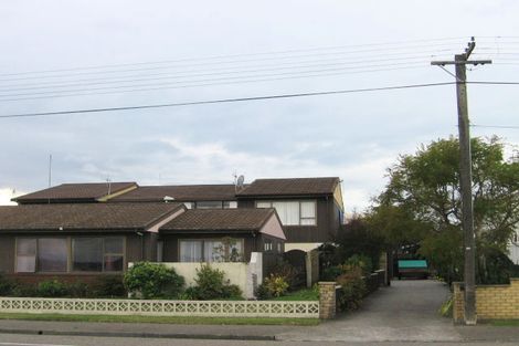 Photo of property in 3/48 Meeanee Quay, Westshore, Napier, 4110