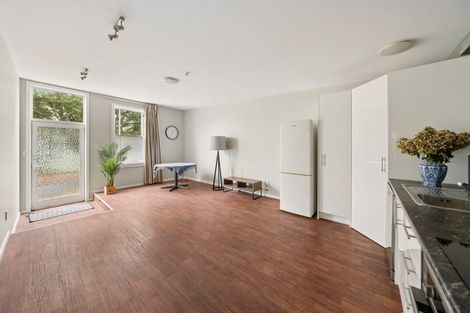 Photo of property in 121 Constable Street, Newtown, Wellington, 6021