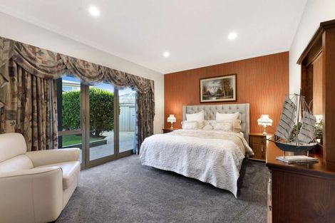 Photo of property in 176b Heta Road, Highlands Park, New Plymouth, 4312