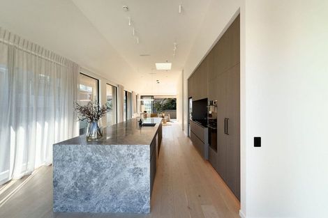 Photo of property in 30b Pitau Road, Mount Maunganui, 3116