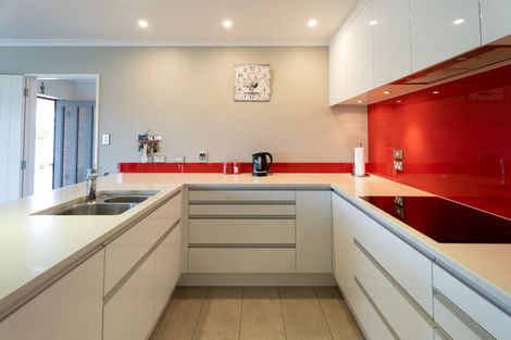 Photo of property in 178 Mark Avenue, Grenada Village, Wellington, 6037