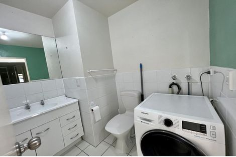 Photo of property in 1/24 Hobart Street, Miramar, Wellington, 6022