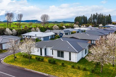 Photo of property in 28 Bastille Court, Rangatira Park, Taupo, 3330
