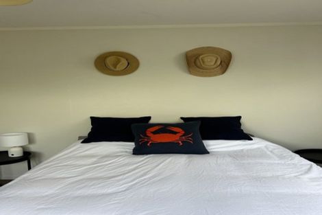 Photo of property in 1297 Papamoa Beach Road, Papamoa Beach, Papamoa, 3118